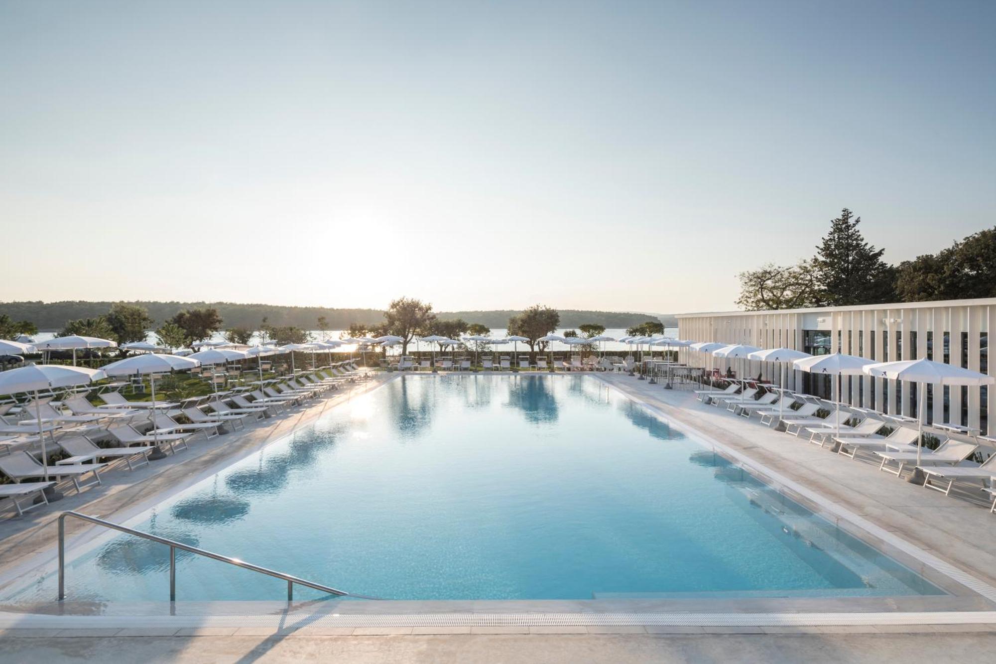 Falkensteiner Hotel Park プナト エクステリア 写真