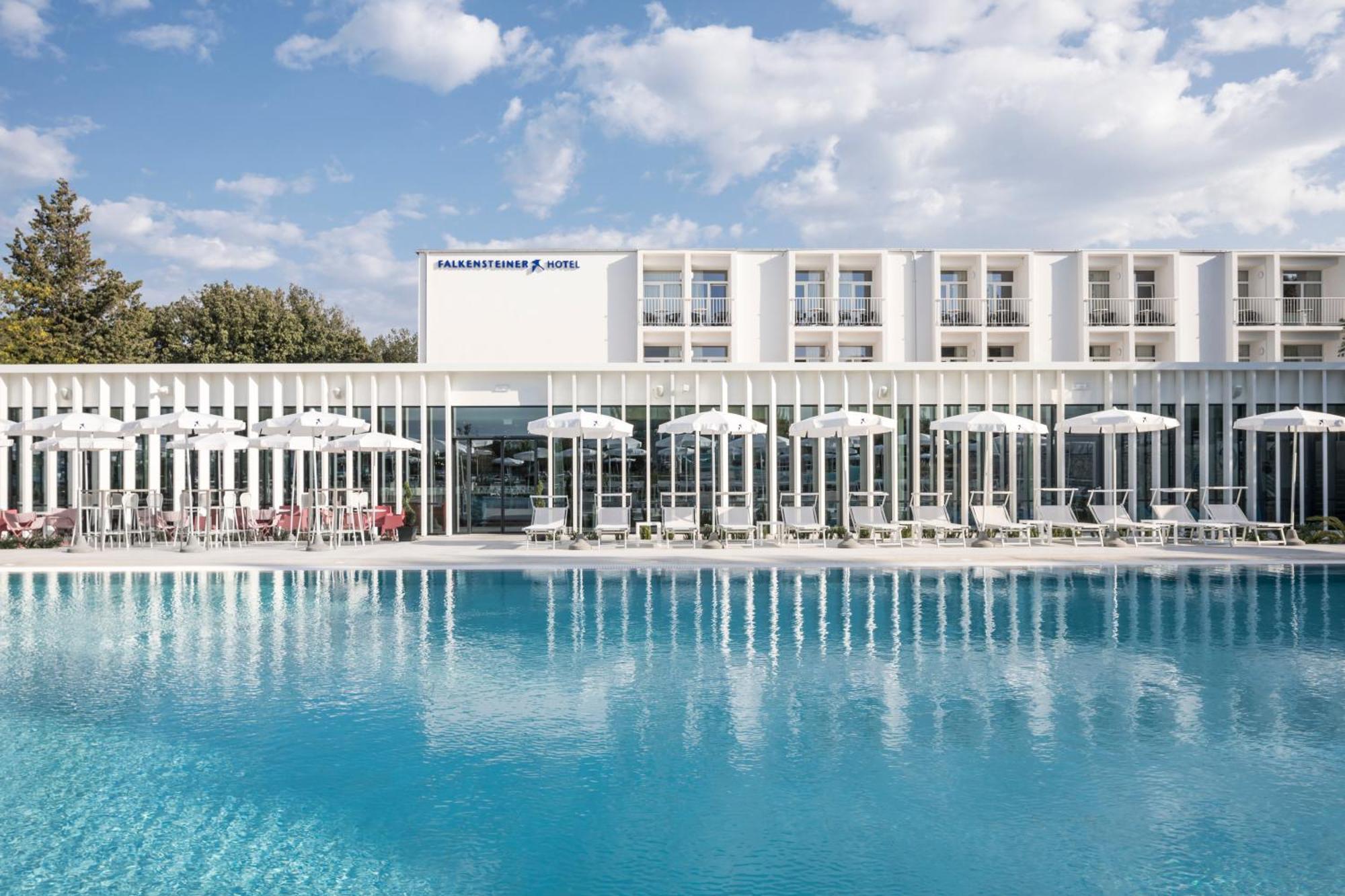 Falkensteiner Hotel Park プナト エクステリア 写真
