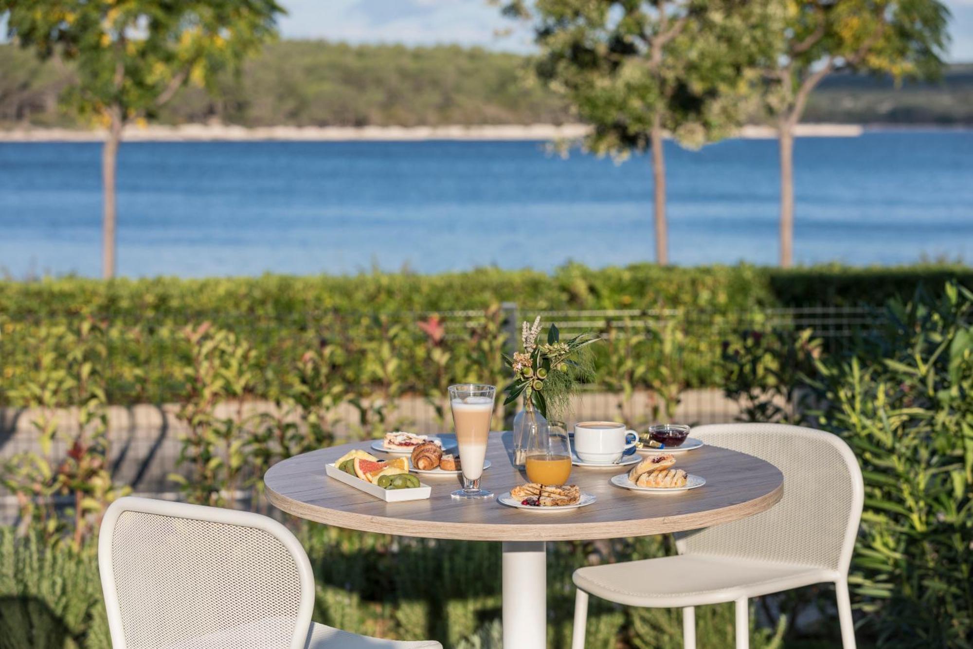 Falkensteiner Hotel Park プナト エクステリア 写真