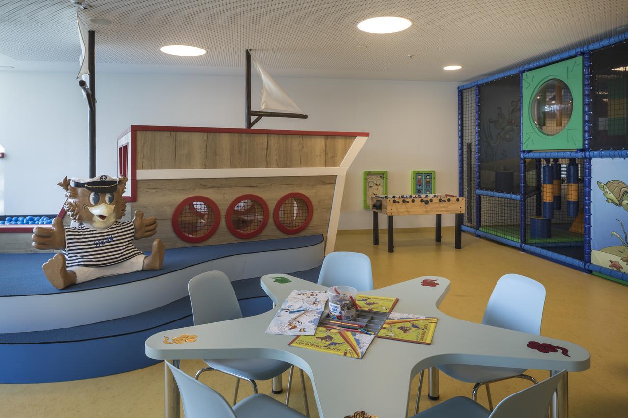 Falkensteiner Hotel Park プナト エクステリア 写真
